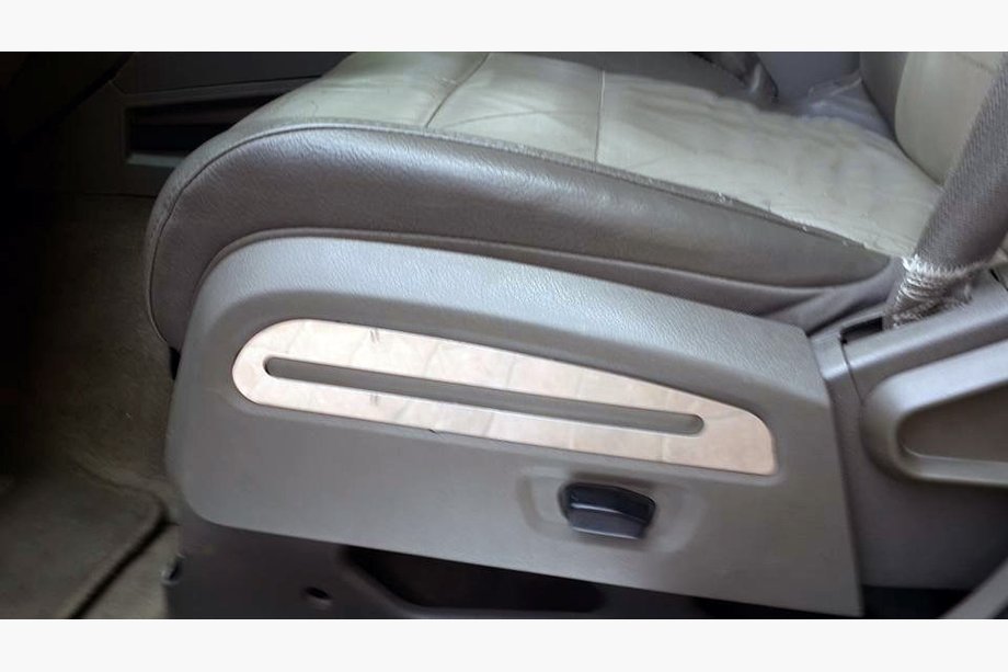 Dodge Nitro 2006-2011 рр. Хром накладки на сидіння (нерж) Image