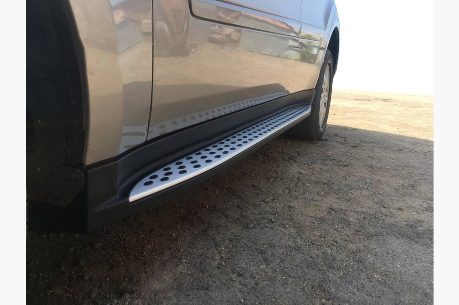 Mercedes ML W164 2005-2011 рр. Бокові пороги OEM (2 шт., Алюміній) Image