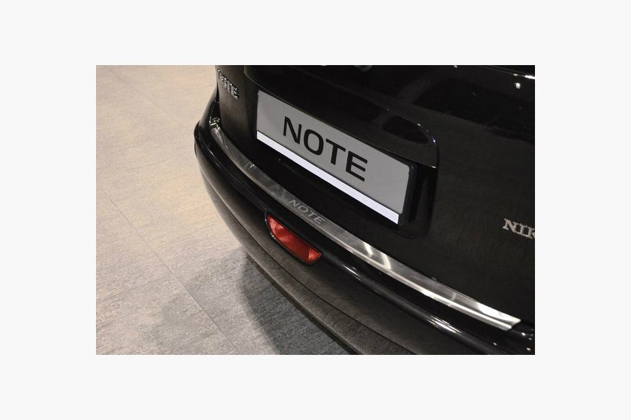 Nissan Note 2004-2012 рр. Накладка на задній бампер з загином Натанико (2005-2007, нерж.) Фото 1