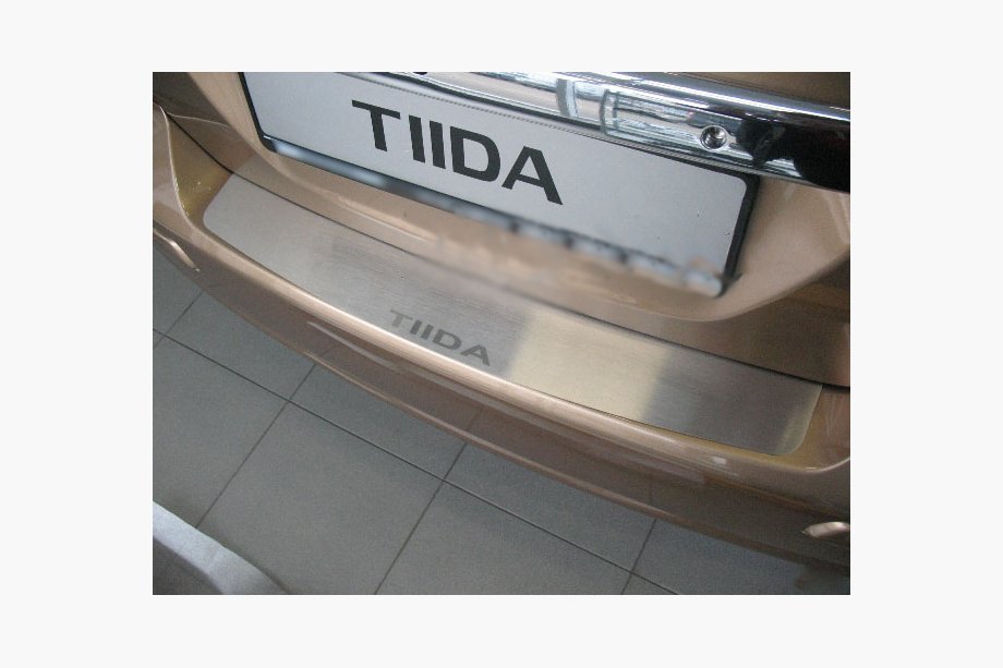 Nissan Tiida 2011-2014 рр. Накладка на задній бампер Натаніка (нерж.) Фото 1