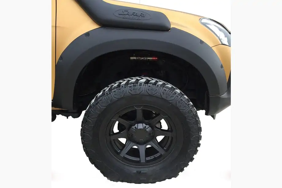 Isuzu D-Max 2011-2019 рр. Розширювачі колісних арок Image