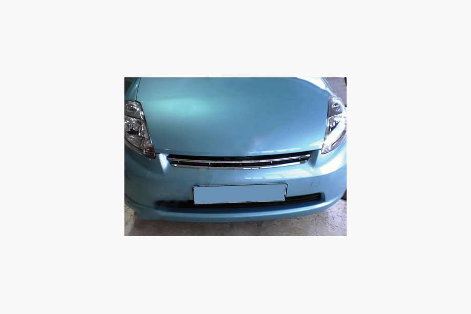 Daihatsu Sirion 2005-2015 рр. Накладка на решітку радіатора (нерж) Фото 1