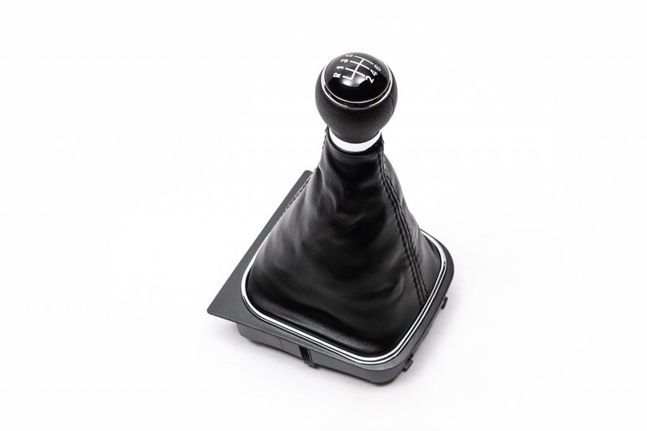 Volkswagen Golf 6 2008-2014 рр. Ручка та чохол КПП (6 ступка) Image