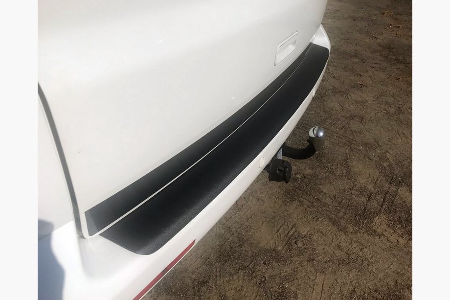 Накладка на задній бампер із загином (ABS-пластик) Image Накладка на задній бампер із загином (ABS-пластик) Image