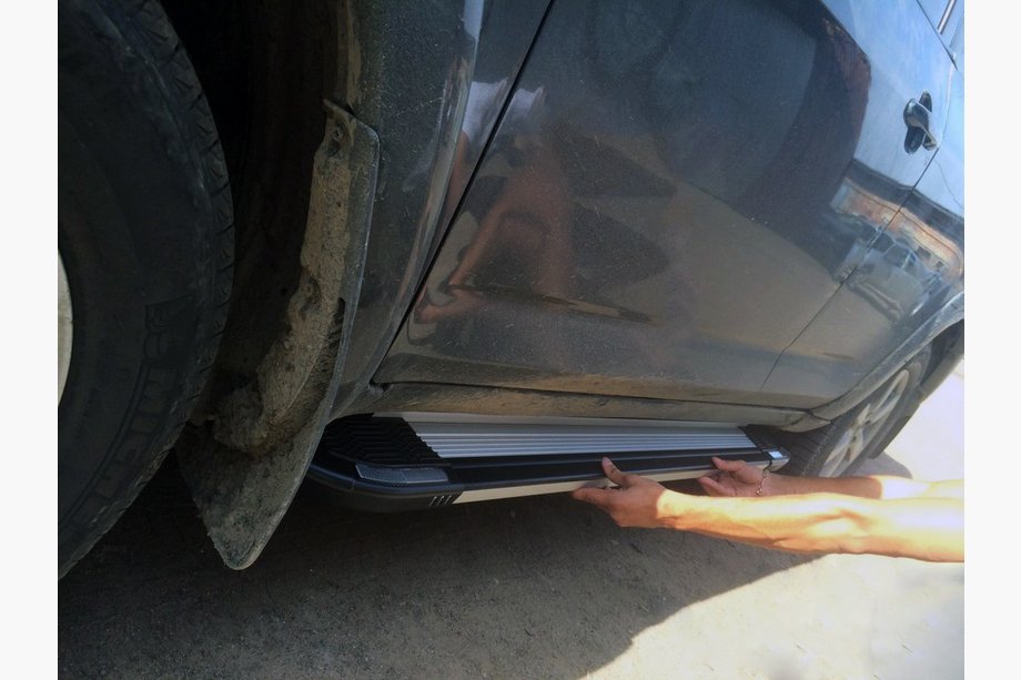 Toyota Rav 4 2001-2005 рр. Бокові пороги Rainbow (2 шт., Алюміній) Image