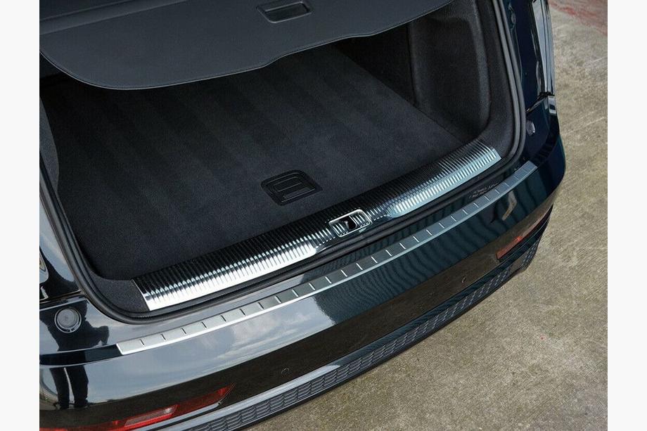 Audi Q3 2011-2019 рр. Накладка на задній бампер OmsaLine (нерж) Image