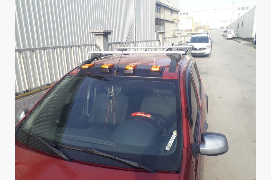 Renault Sandero 2007-2013 рр. Козирьок лобовога скла (LED, чорний мат) Фото 1