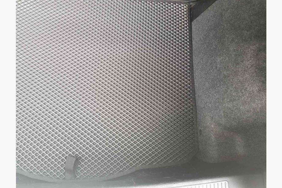 Fiat Punto Grande/EVO 2006-2018 рр. Килимок багажника EVA (Чорний) Фото 3
