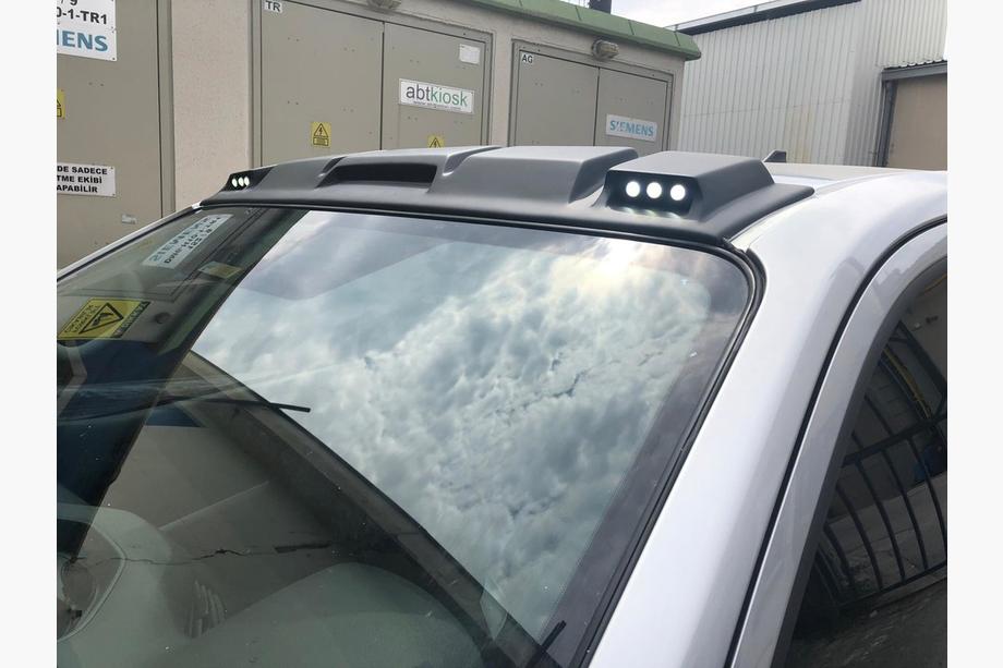 Nissan Navara/NP300 2016- рр. Козирок лобового скла (Meliset LED V1) Фото 1
