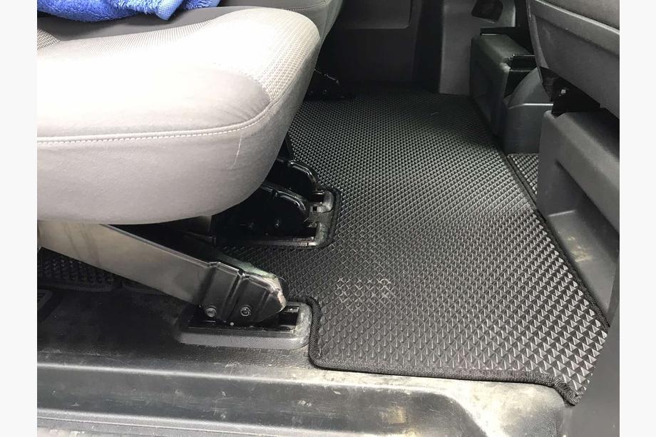 Volkswagen T5 2010-2015 рр. Килимки EVA V2 (Довга база, повний салон, чорні) Фото 7