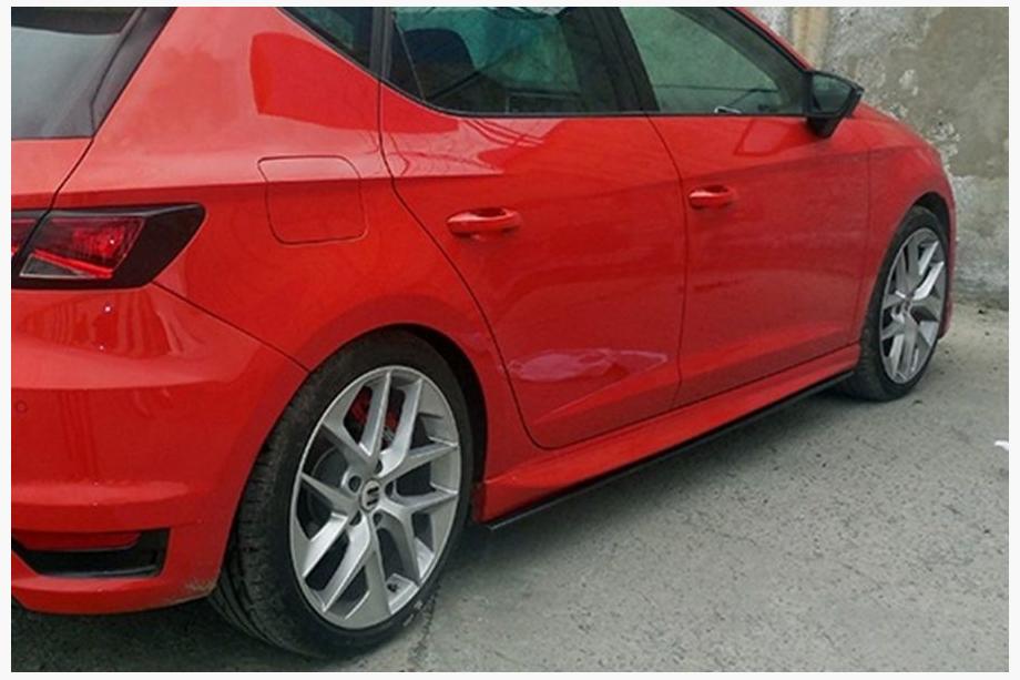 Seat Leon 2013-2020 рр. Бокові пороги Performance (чорні) Image