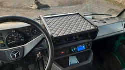 Mercedes T1 (207-410) 1977-1995 рр. Полиця на панель (Сіра з сірою ниткою) фото 1