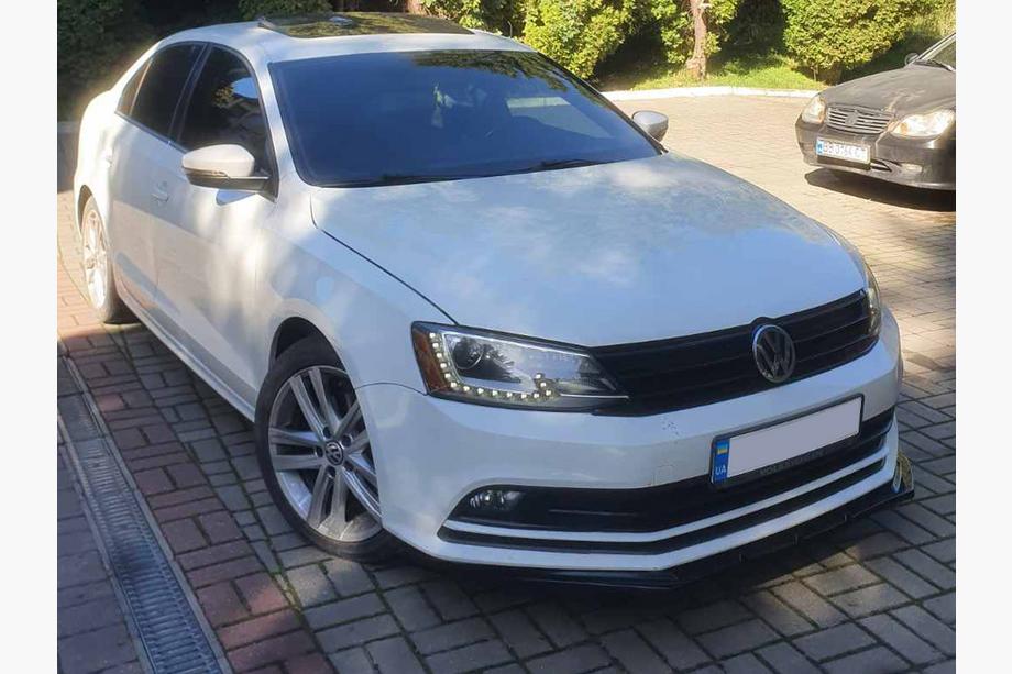 Volkswagen Jetta 2011-2018 рр. Накладка на передний бампер Lip (2010-2018, чорний глянець) Фото 10
