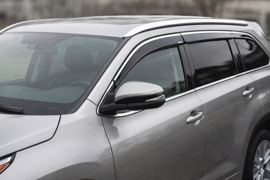 Toyota Highlander 2013-2019 рр. Вітровики з хромованим молдингом (4 шт, Niken) Image