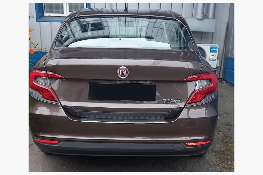 Fiat Tipo 2016- рр. Накладка на кришку багажника (3 шт, ABS) Image