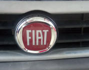 Fiat Емблема (червона V2, самоклейка) 95 мм фото 3
