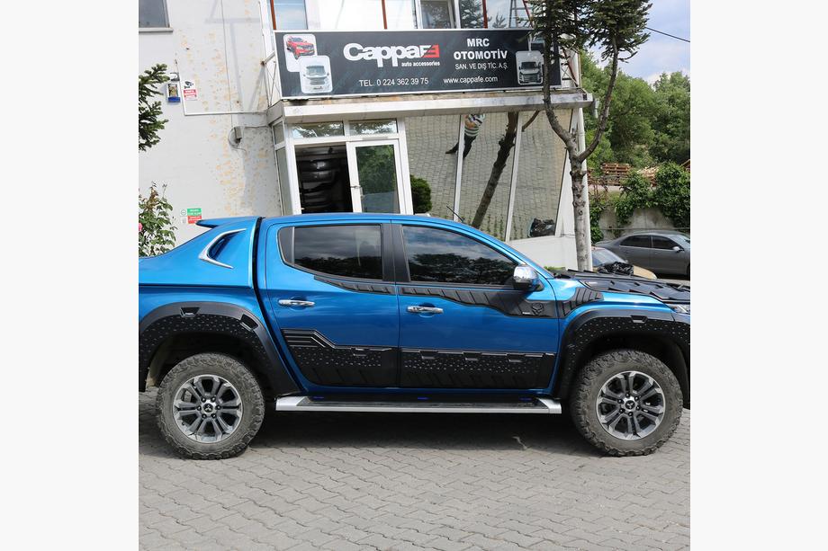 Mitsubishi L200 2015-2024 рр. Верхні молдинги дверей 2019+ (6 шт, ABS) Фото 3