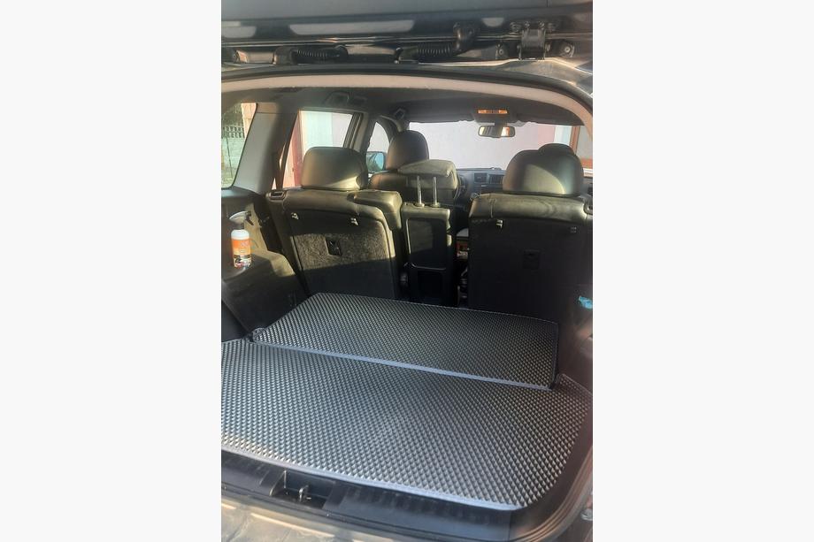 Toyota Highlander 2008-2013 рр. Килимок в багажник EVA (2 частини, чорний) Фото 2