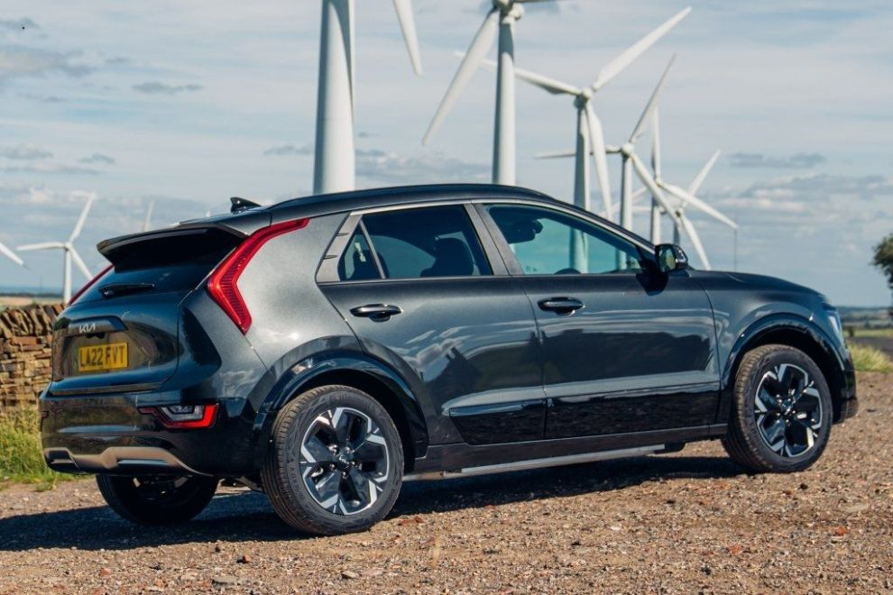 Огляд другого покоління електричного кросовера KIA Niro EV