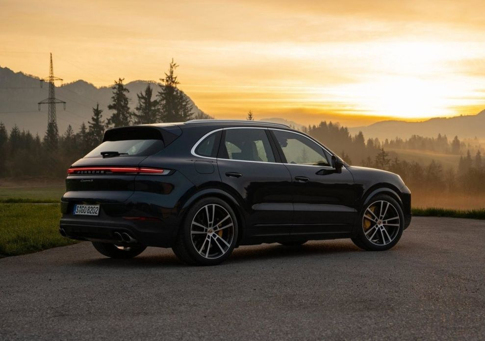 Огляд оновленого спортивного кросовера Porsche Cayenne