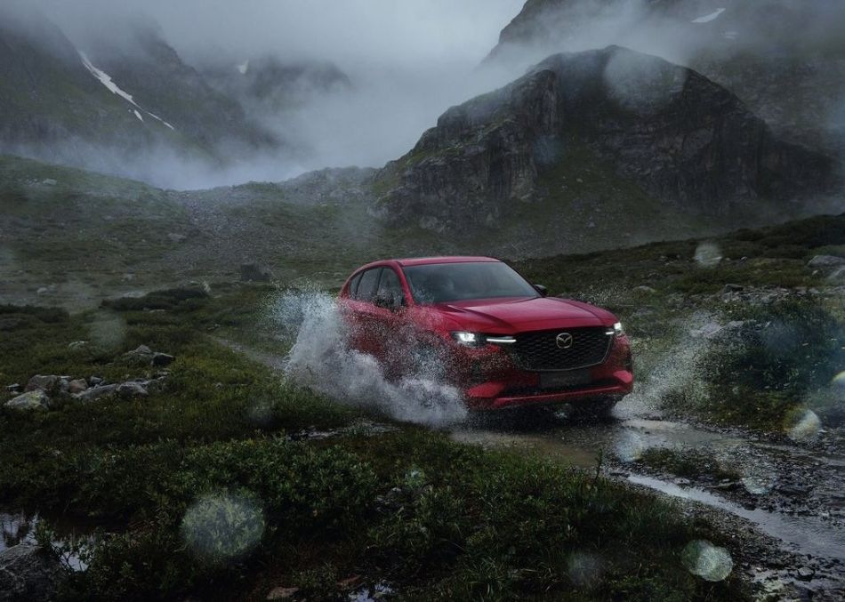 Огляд середньорозмірного кросовера Mazda CX-60