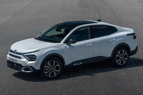 Огляд "кросоверного" седана Citroen C4 X