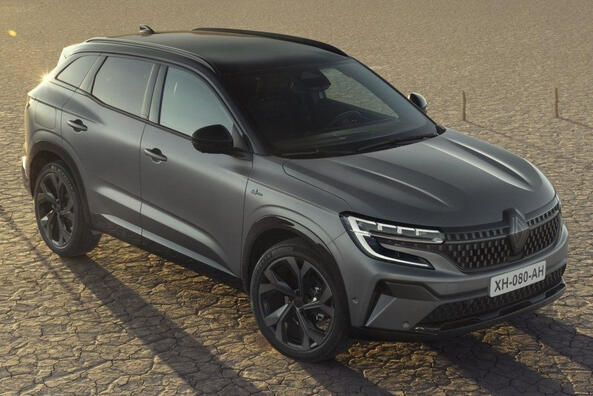 Огляд нового кросовера Renault Austral