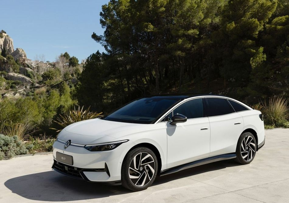 Огляд електричного задньопривідного ліфтбека Volkswagen ID.7