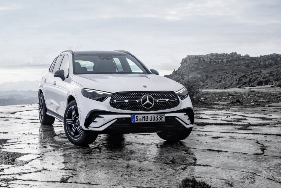 Огляд повнопривідного кросовера другого покоління Mercedes-Benz GLC