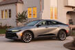 Огляд кросоверного седана Toyota Crown фото 2