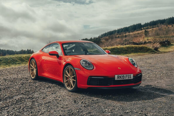 Porsche 911 Carrera: перфекціонізм у деталях
