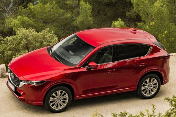 Огляд оновленого кросовера Mazda CX-5 другого покоління Фото 1