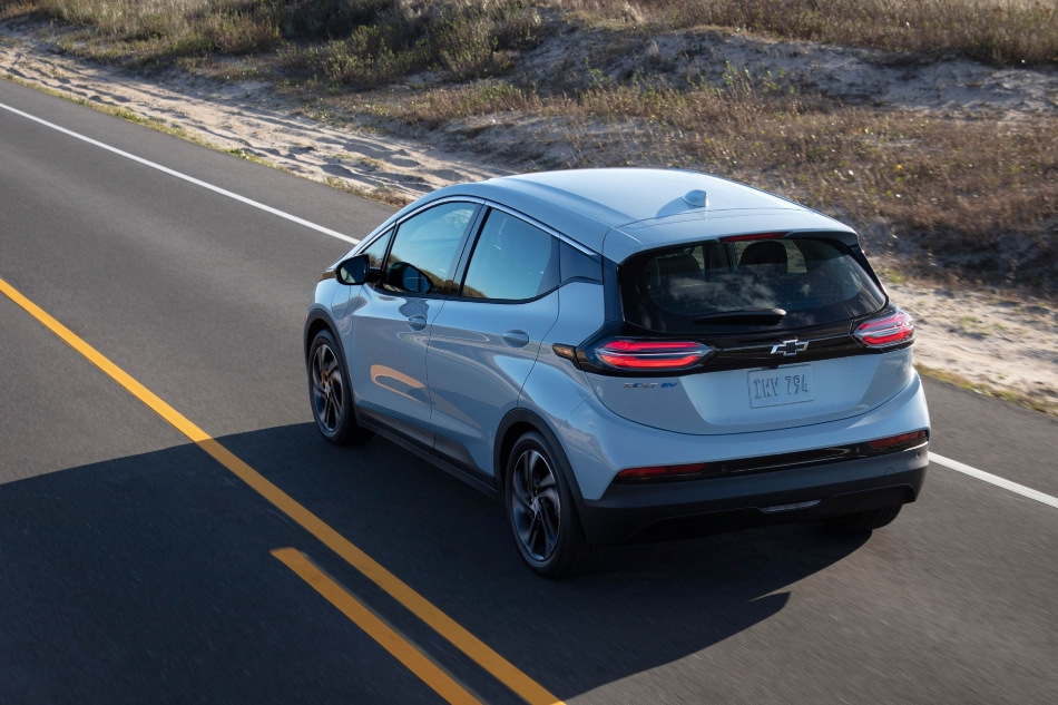 Огляд оновленого електричного хетчбека Chevrolet Bolt EV