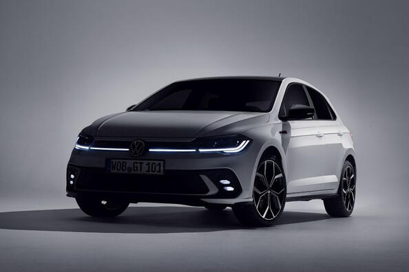 Volkswagen Polo GTI: стрімкість та стиль у компактному вигляді Фото 2