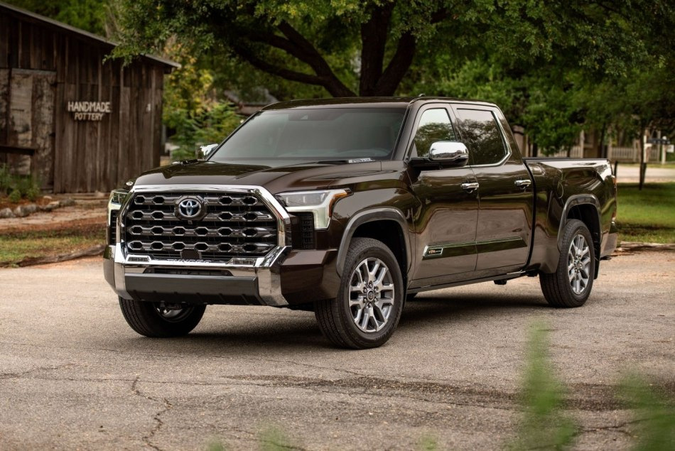 Огляд пікапа Toyota Tundra третього покоління