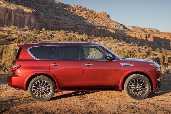 Огляд оновленого 400-сильного позашляховика Nissan Armada Фото 2