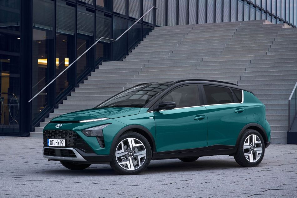 Огляд компактного міського кросовера Hyundai Bayon