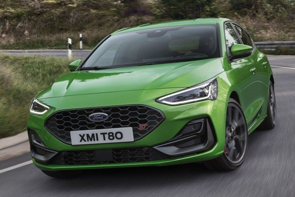 Ford Focus ST: захоплююча динаміка та сучасні технології