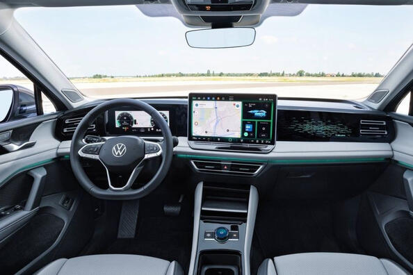 Огляд нового покоління кросовера Volkswagen Tiguan Фото 5