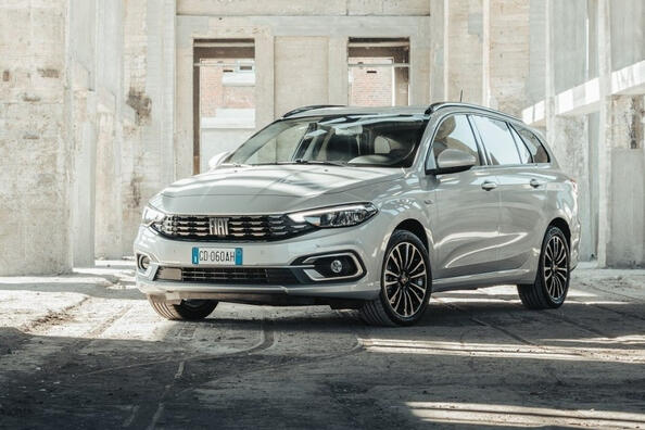 Оновлений Fiat Tipo Station Wagon: практичний універсал для сім'ї Фото 3