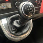 Volkswagen T6 2015-2024 рр. Шкіряний чохол КПП фото 1