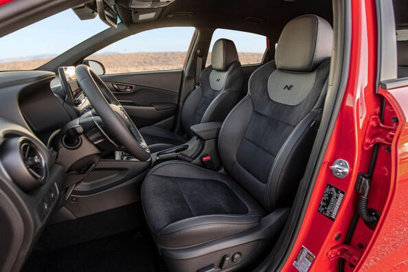 Hyundai Kona N: "заряджений" корейський кросовер Фото 6