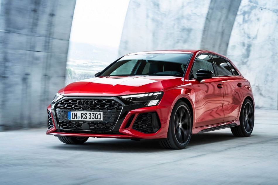 Audi RS 3 Sportback: огляд зарядженого хетчбека