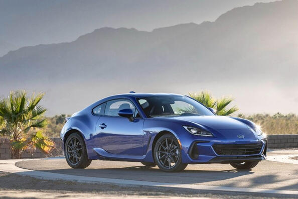 Друге покоління спортивного купе Subaru BRZ Фото 4