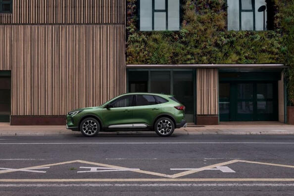Ford Kuga 2024 року: оновлений дизайн та технології Фото 3