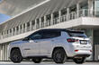 Огляд оновленого кросовера другої генерації Jeep Compass фото 4