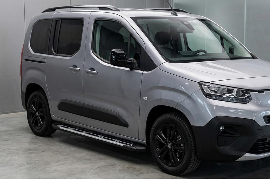 Fiat Doblo III 2023- рр. Бокові пороги Sunrise (2 шт., алюміній) Фото 1