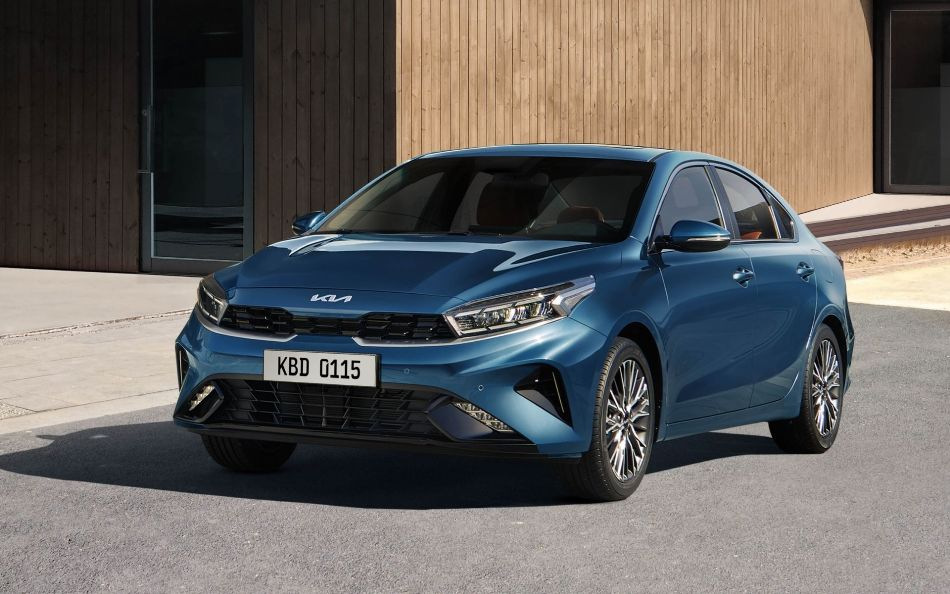 KIA Cerato: оновлений седан четвертого покоління