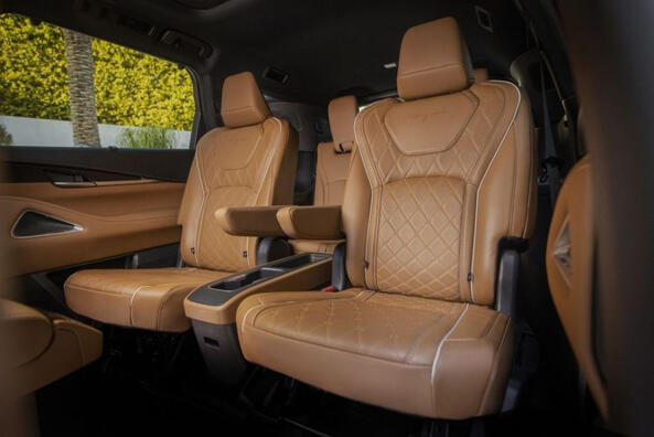 Infiniti QX60: Розкіш і практичність в одному авто Фото 7