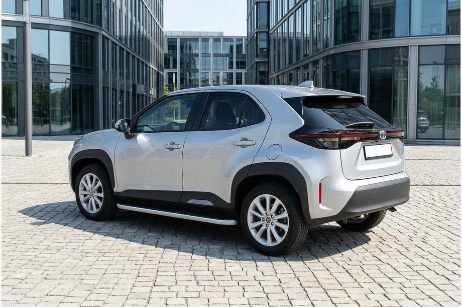 Toyota Yaris/Yaris Cross (XP210) 2020- рр. Бокові пороги Tayga Grey (2 шт., Алюміній) Фото 1
